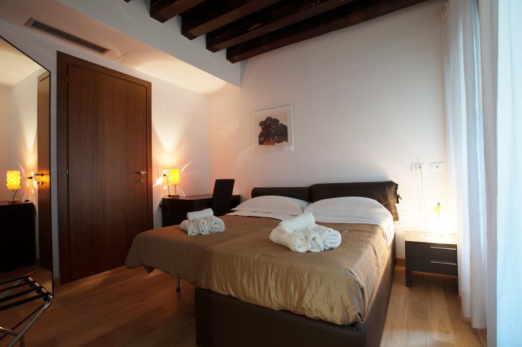 The Lion'S House Apt2 Venetië Kamer foto