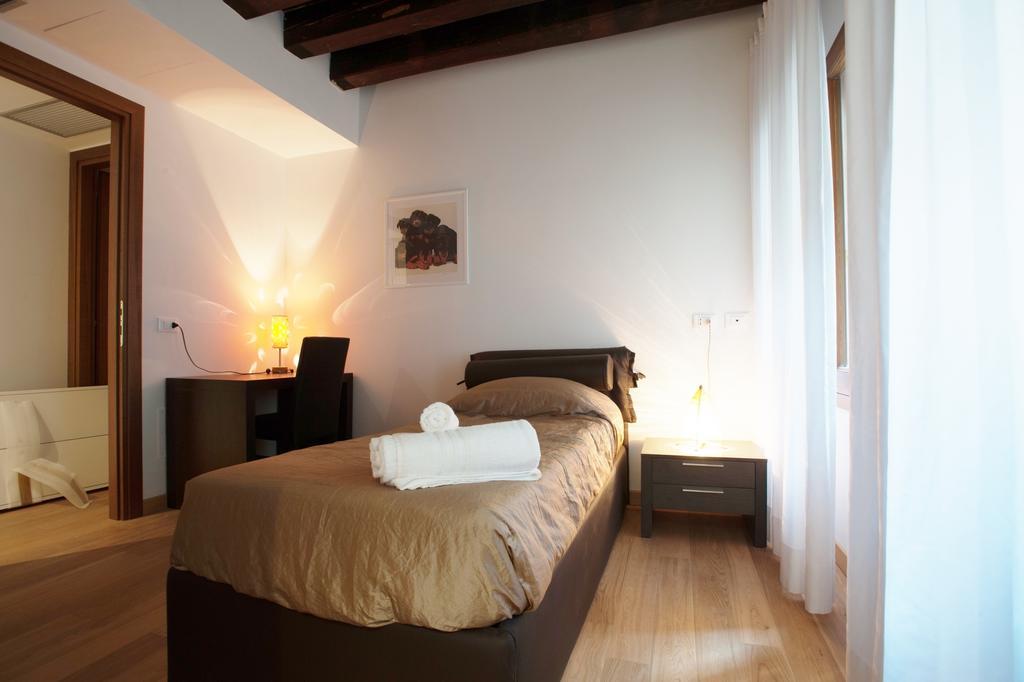 The Lion'S House Apt2 Venetië Kamer foto